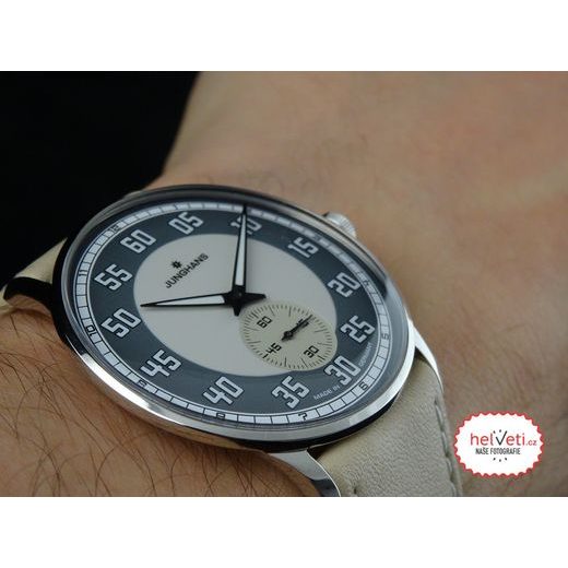 JUNGHANS MEISTER DRIVER HANDAUFZUG 27/3608.00 - JUNGHANS - ZNAČKY