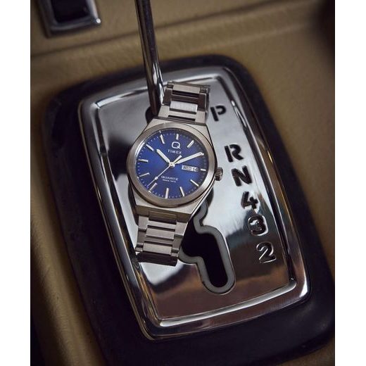 TIMEX Q DAY AND DATE TW2Y25100UK - TIMEX - BRANDS