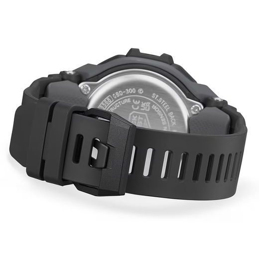 CASIO G-SQUAD GBD-300-1ER - G-SHOCK - ZNAČKY