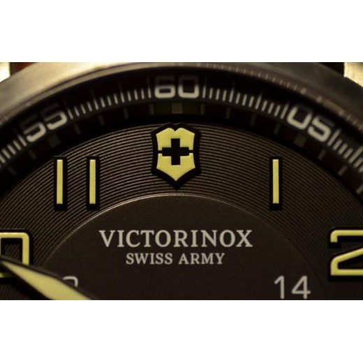 VICTORINOX AIRBOSS MECHANICAL 241507 - BAZAR - VICTORINOX - ZNAČKY