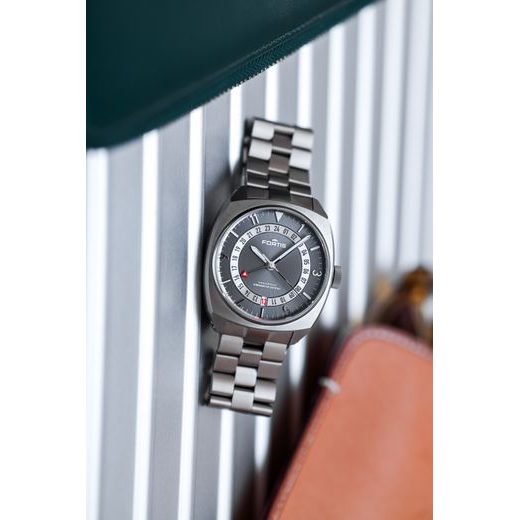 FORTIS VAGABOND V-40 URBAN SHADOW COSC F6660004 - VAGABOND - ZNAČKY