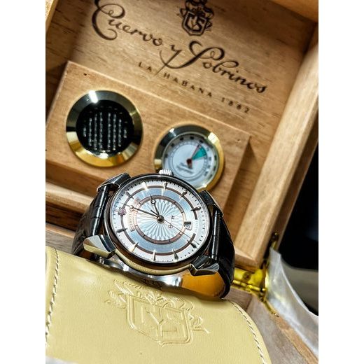 CUERVO Y SOBRINOS HISTORIADOR 1519 3195.1AT - HISTORIADOR - ZNAČKY