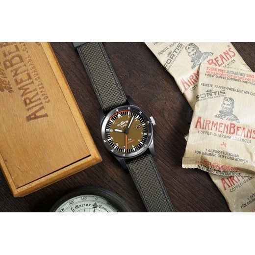 FORTIS FLIEGER F-41 WERK 7 TACTICAL GREEN LIMITED EDITION F4220031 - FLIEGER - ZNAČKY