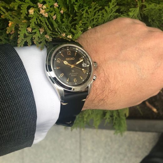 SEIKO ALPINIST SPB209J1 - PROSPEX - ZNAČKY