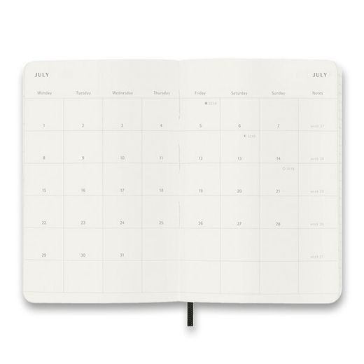 DIÁŘ MOLESKINE 2024 ČERNÝ - MĚSÍČNÍ - MĚKKÉ DESKY - S 1206/5726014 - DIARIES AND NOTEBOOKS - ACCESSORIES