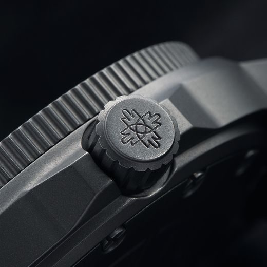 PRIM MACH TITAN LE 95-666-504-42-1 - MANUFACTURE 1949 - MĂRCI