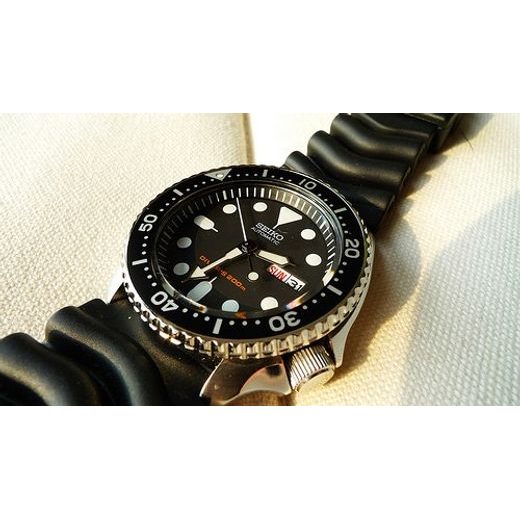 SEIKO SKX007K1 - SEIKO - ZNAČKY