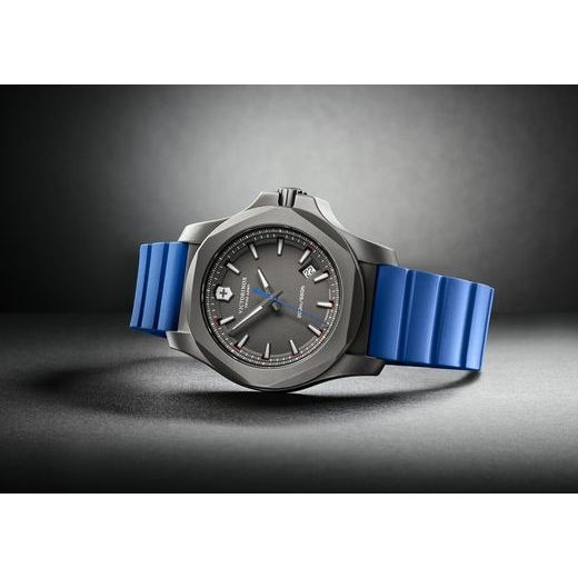 VICTORINOX I.N.O.X. TITANIUM 241759 - VICTORINOX - ZNAČKY