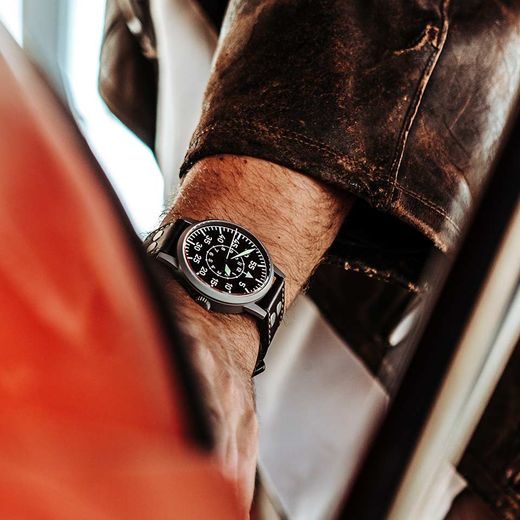 LACO DORTMUND - BAZAR - PILOT ORIGINAL - ZNAČKY
