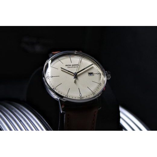 IRON ANNIE BAUHAUS 5044-5 - ARCHÍV