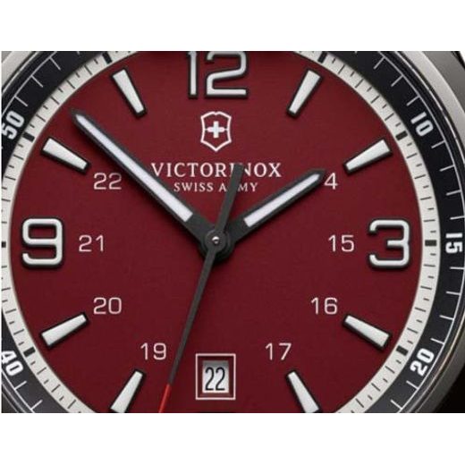 VICTORINOX NIGHT VISION 241717 - VICTORINOX - ZNAČKY