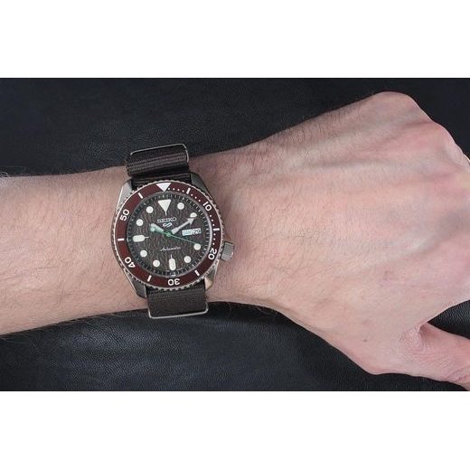 SEIKO 5 SPORTS SRPD85K1 - SEIKO 5 SPORTS 2019 - ZNAČKY