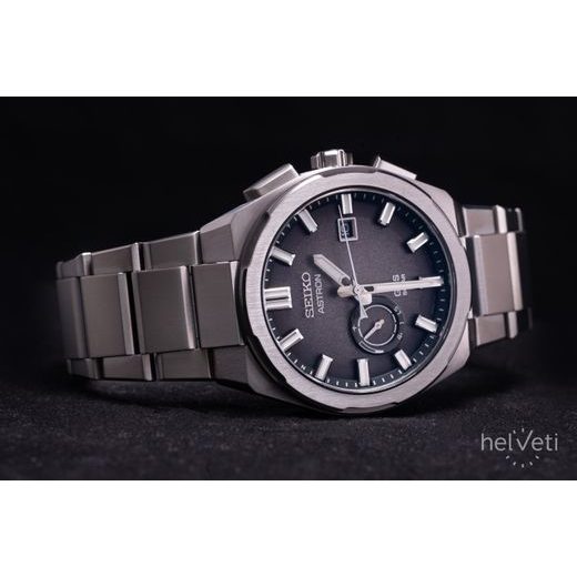 SEIKO ASTRON SSJ025J1 MOON - ASTRON - ZNAČKY