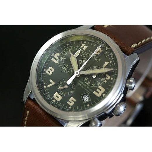 VICTORINOX INFANTRY VINTAGE CHRONO 241287 - VICTORINOX - ZNAČKY