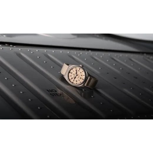 FORMEX AIRFIELD AUTOMATIC DESERT SAND - FIELD AUTOMATIC - BRANDS