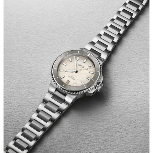 ORIS AQUIS DATE 36,5 MM 01 733 7792 4151-07 8 19 05P - AQUIS - ZNAČKY