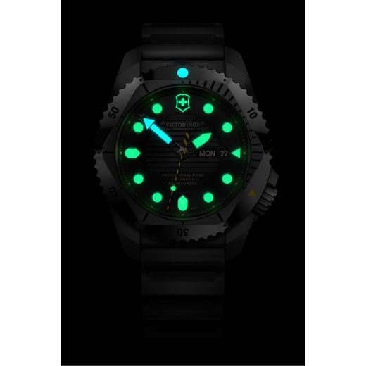 VICTORINOX DIVE PRO 241994 - DIVE PRO - BRANDS