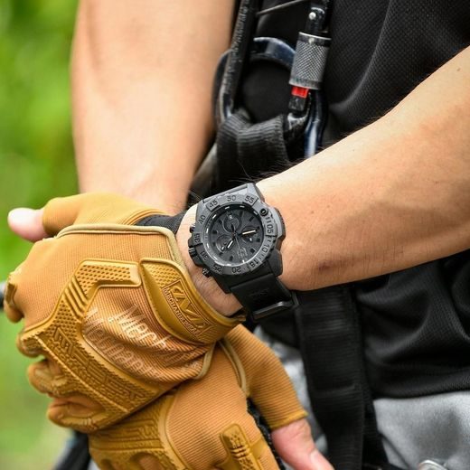 LUMINOX NAVY SEAL CHRONOGRAPH 3581.BO - LUMINOX - ZNAČKY