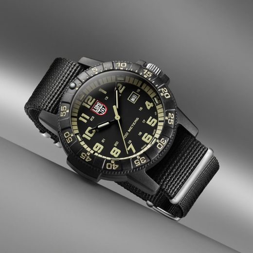 LUMINOX SEA TURTLE GIANT 0333 - SEA - BRANDS