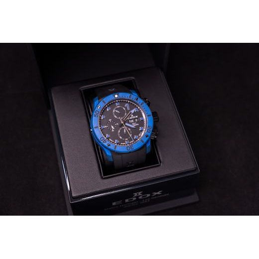 EDOX CO-1 CARBON CHRONOGRAPH AUTOMATIC 01125-CLNBUN-NINBU - CO-1 - ZNAČKY