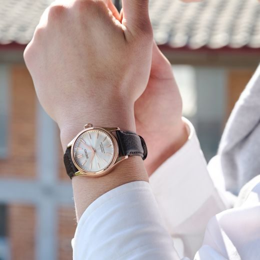 SEIKO PRESAGE CLASSIC SERIES HCC008J1 TOMIOKA SILK LIMITED EDITION - PRESAGE - ZNAČKY