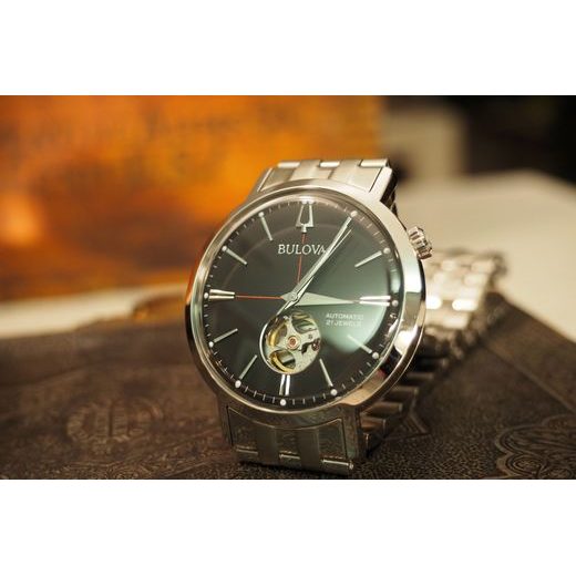 BULOVA AEROJET AUTOMATIC 96A199 - AUTOMATIC - ZNAČKY