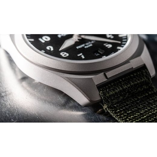 FORMEX AIRFIELD AUTOMATIC JET BLACK - FIELD AUTOMATIC - BRANDS