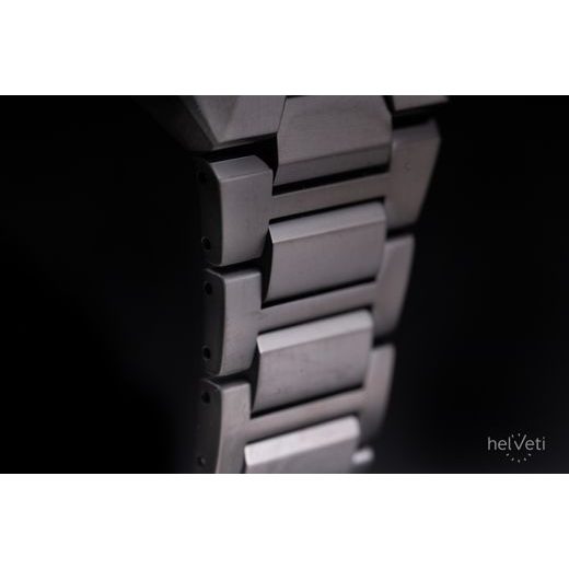 CITIZEN ATTESA SPACESHIP SATELLITE WAVE GPS CC4105-69E - SUPER TITANIUM - ZNAČKY