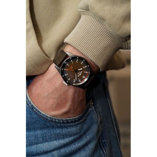 FORTIS FLIEGER F-41 WERK 7 TACTICAL GREEN LIMITED EDITION F4220031 - FLIEGER - ZNAČKY