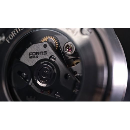 FORTIS STRATOLINER S-41 WHITE DUST COSC F2340006 - STRATOLINER - BRANDS