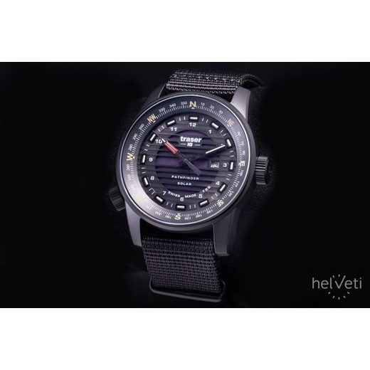 TRASER P68 PATHFINDER SOLAR BLACK ČERNÉ NATO - TACTICAL - ZNAČKY