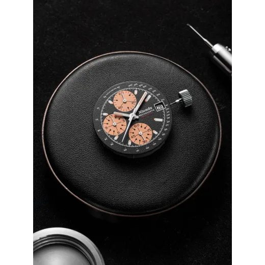 NIVADA GRENCHEN CHRONOSPORT MECAQUARTZ SALMON - AUTOCHRON - ZNAČKY