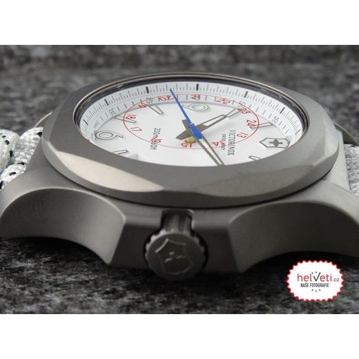 VICTORINOX I.N.O.X. SKY HIGH LIMITED EDITION 241772.1 - VICTORINOX - ZNAČKY