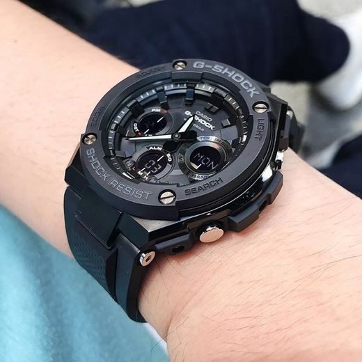 CASIO G-SHOCK GST-W100G-1BER - CASIO - ZNAČKY