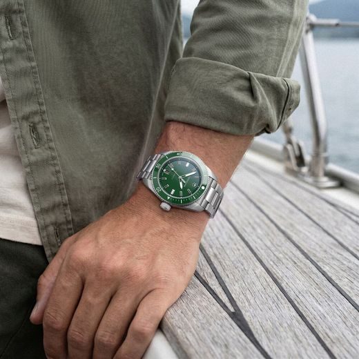 VICTORINOX MAVERICK AUTOMATIC 242107 - VICTORINOX - ZNAČKY