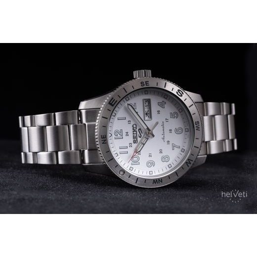 SEIKO 5 SPORTS FIELD HDB007K1 - SEIKO 5 - ZNAČKY