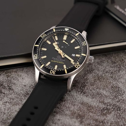 ORIENT STAR SPORTS RE-AU0303B DIVER AUTOMATIC - SPORTS - BRANDS