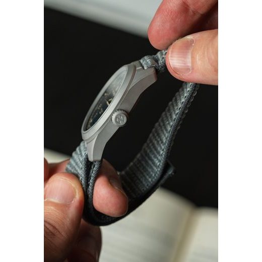 FORMEX FIELD AUTOMATIC PETROL BLUE FIELD NYLON-VELCRO BLUE STRAP 0660.1.6533.133 - FIELD AUTOMATIC - BRANDS