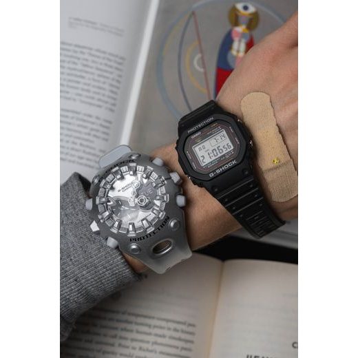 CASIO G-SHOCK GA-V01A-8AER - G-SHOCK - ZNAČKY