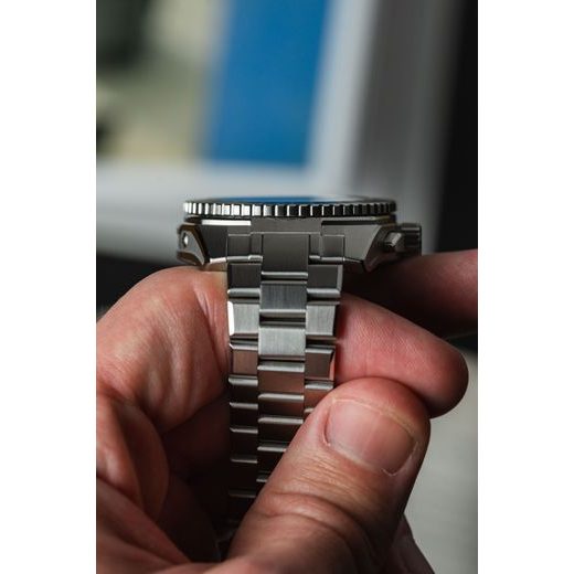 FORMEX STRATOS UTC AUTOMATIC 41MM BLUE STEEL BRACELET 1101.1.6431.111 - STRATOS - BRANDS