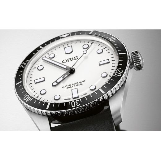 ORIS DIVERS SOCIAL CLUB WARSAW EDITION 01 733 7707 4051 OSC-WAW-SET - DIVERS - ZNAČKY
