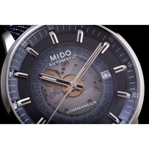 MIDO COMMANDER GRADIENT M021.407.18.411.00 - COMMANDER - ZNAČKY