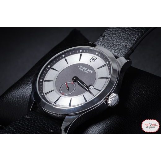 VICTORINOX ALLIANCE 241765 - ALLIANCE - ZNAČKY