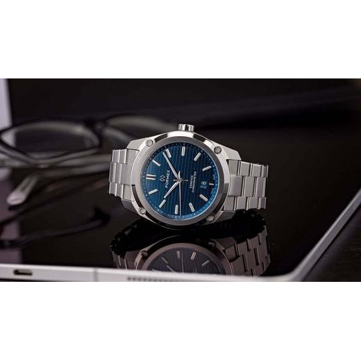 FORMEX ESSENCE FORTYTHREE AUTOMATIC CHRONOMETER BLUE STEEL BRACELET 0330.1.6331.100 - ESSENCE - ZNAČKY