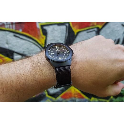 TRASER P59 ESSENTIAL S BLACK PVD NATO - TRASER - ZNAČKY