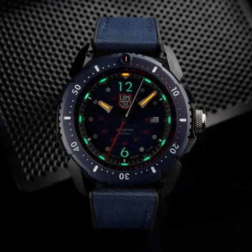 LUMINOX ICE-SAR XL.1053 - LAND - ZNAČKY