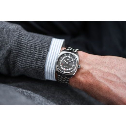 FORTIS VAGABOND V-40 URBAN SHADOW COSC F6660004 - VAGABOND - ZNAČKY