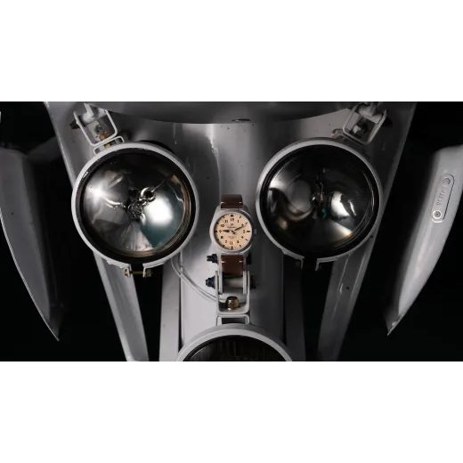 FORMEX AIRFIELD AUTOMATIC DESERT SAND - FIELD AUTOMATIC - BRANDS