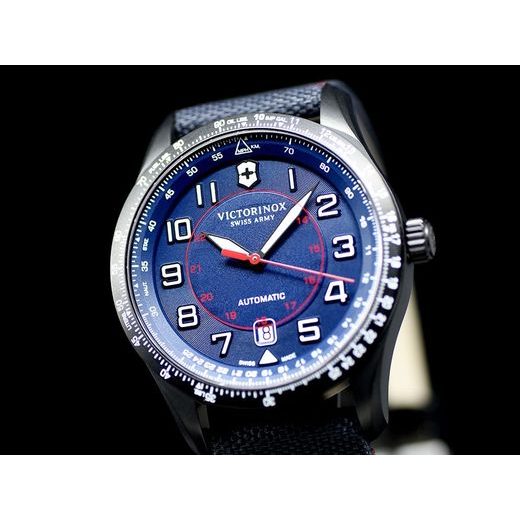 VICTORINOX AIRBOSS MECHANICAL 241820 - AIRBOSS - ZNAČKY