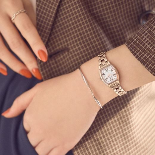 SEIKO LUKIA QUARTZ SSWA016J - QUARTZ - ZNAČKY